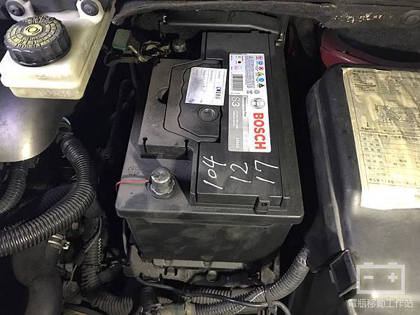 BOSCH55559電瓶.jpg BOSCH55559電瓶.jpg