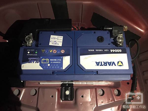 VARTA華達100ah電瓶.jpg VARTA華達100ah電瓶.jpg