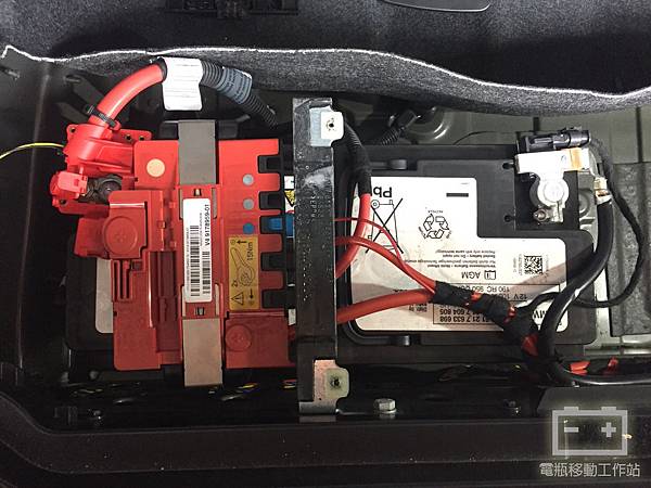 BMW原廠AGM電池.jpg BMW原廠AGM電池.jpg