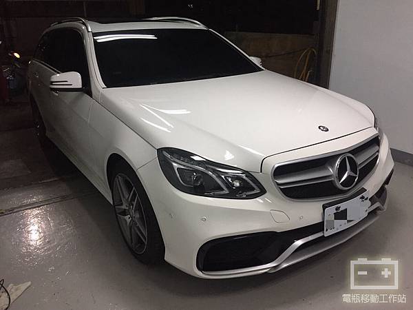 E200電瓶更換.jpg E200電瓶更換.jpg