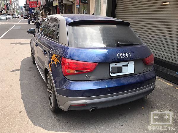 AUDI奧迪A1電瓶更換.jpg