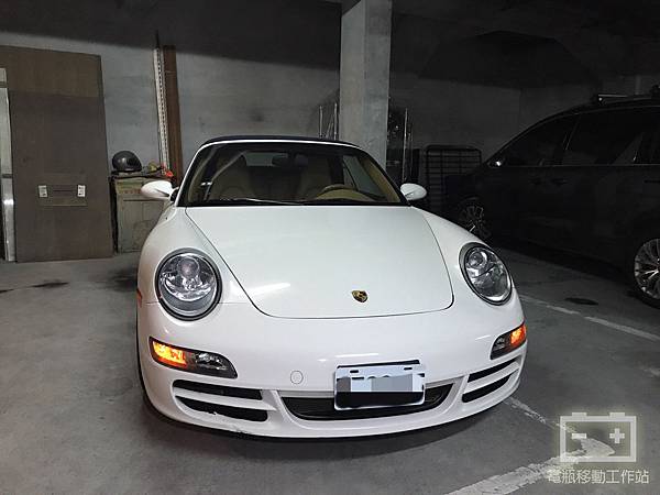 PORSCHE911前蓋無法開啟.jpg