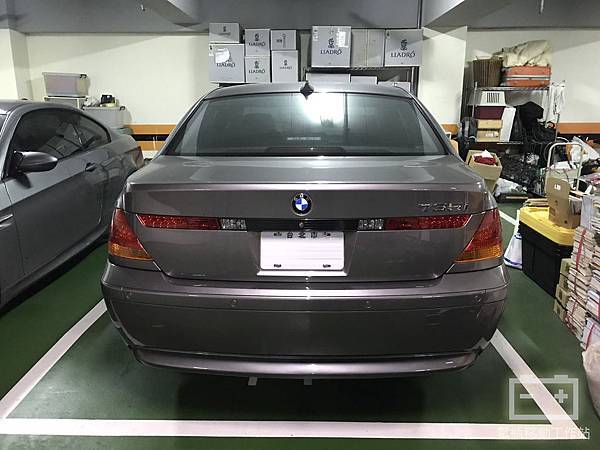 735i-E65電瓶更換.jpg