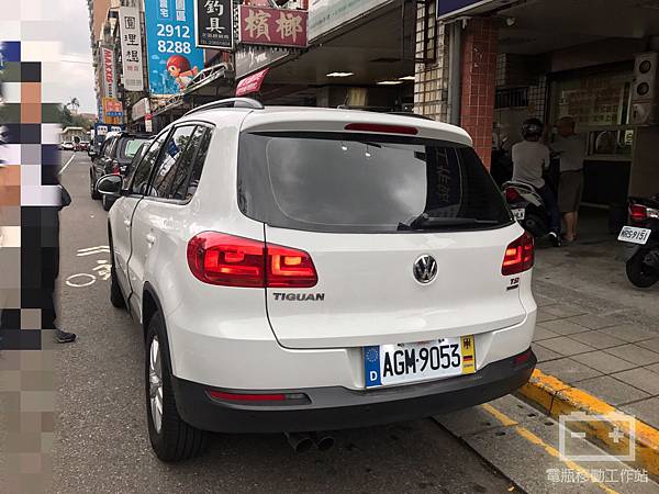 tiguan電瓶更換.jpg tiguan電瓶更換.jpg