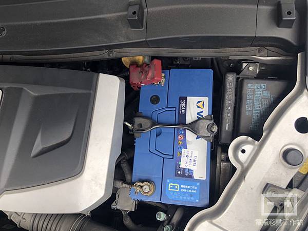 VARTA105D31R.jpg VARTA105D31R.jpg