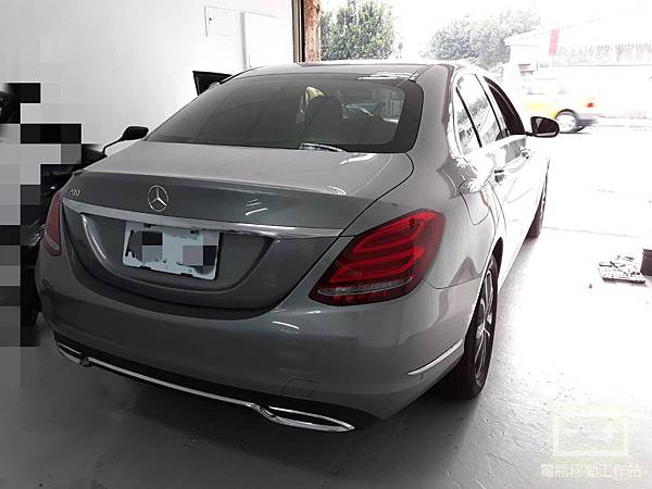 C200電瓶W205.jpg