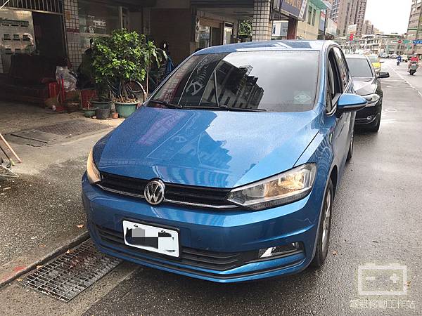 福斯TOURAN電瓶更換.jpg 福斯TOURAN電瓶更換.jpg