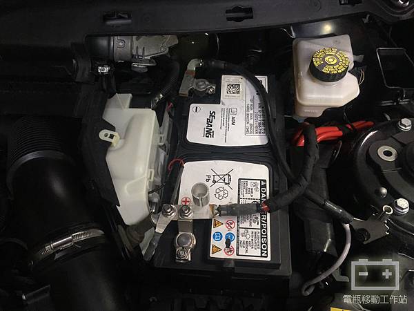 MINI原廠AGM電瓶.jpg MINI原廠AGM電瓶.jpg