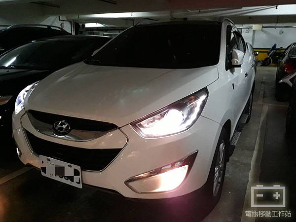 現代HYUNDAI電瓶ix35.jpg 現代HYUNDAI電瓶ix35.jpg