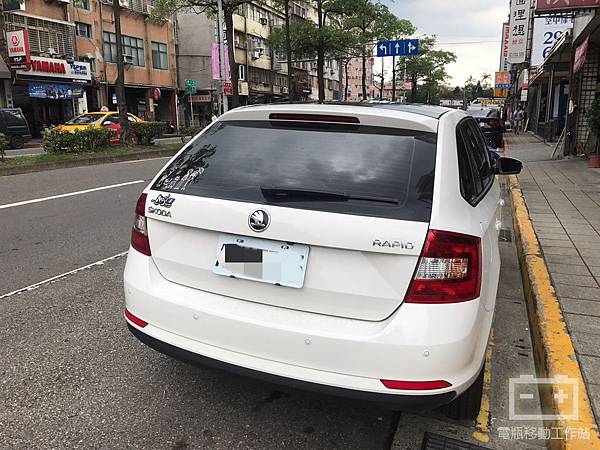 RAPID電瓶更換.jpg RAPID電瓶更換.jpg