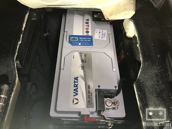 VARTA華達原廠95AGM電瓶.jpg VARTA華達原廠95AGM電瓶.jpg