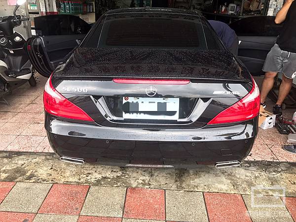 SL500電瓶沒電.jpg