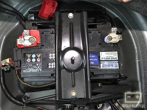 TRANE電瓶DIN88.jpg TRANE電瓶DIN88.jpg