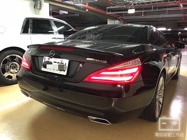 BENZ賓士SL500AGM電瓶更換.jpg BENZ賓士SL500AGM電瓶更換.jpg