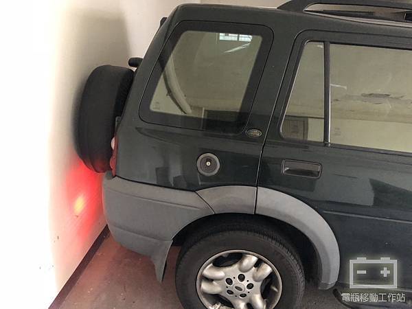 LANDROVER電瓶沒電.jpg LANDROVER電瓶沒電.jpg