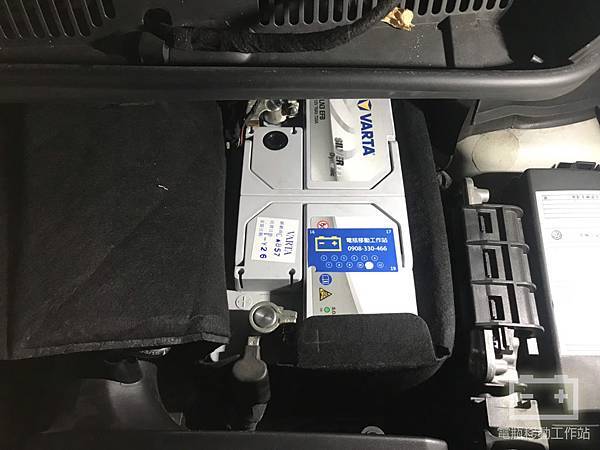 VARTA華達70Ah電瓶EFB.jpg VARTA華達70Ah電瓶EFB.jpg