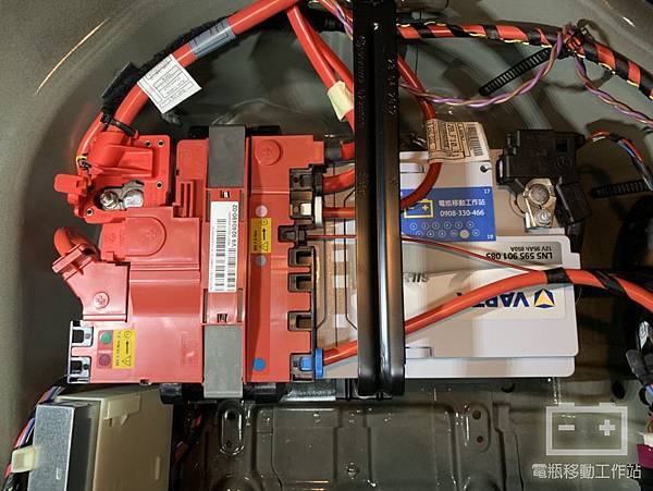 VARTA華達95AGM.jpg VARTA華達95AGM.jpg