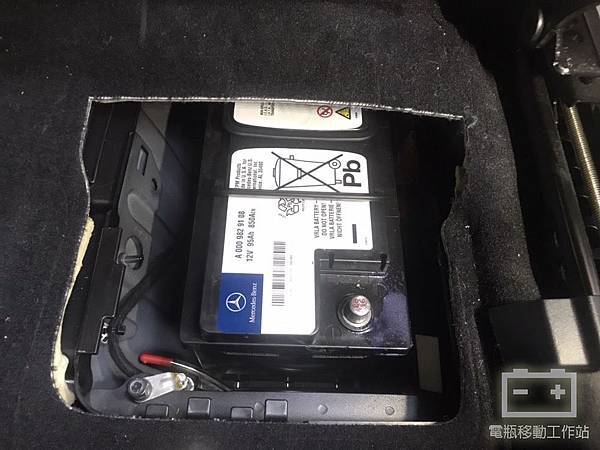 GLE賓士原廠95AGM電瓶.jpg GLE賓士原廠95AGM電瓶.jpg