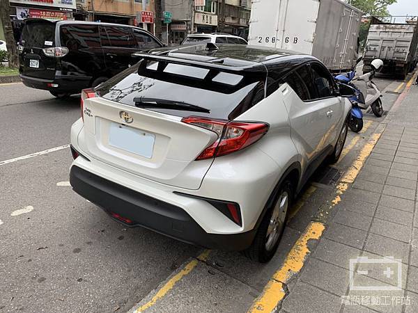 CH-R電瓶更換.jpg CH-R電瓶更換.jpg