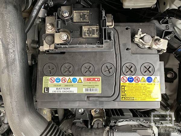 TOYOTA原廠CH-R電池.jpg TOYOTA原廠CH-R電池.jpg