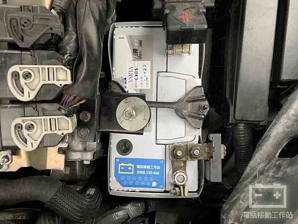 VARTA華達EFB電瓶.jpg VARTA華達EFB電瓶.jpg