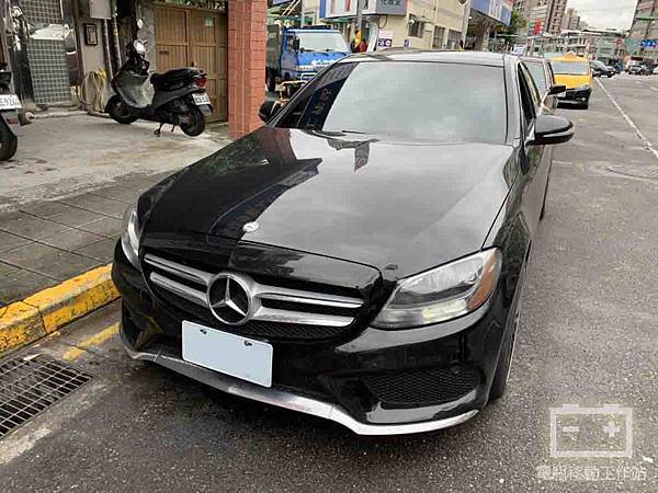 W205輔助電瓶故障.jpg