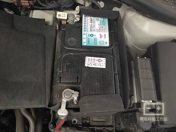 舊電瓶.jpg 舊電瓶.jpg