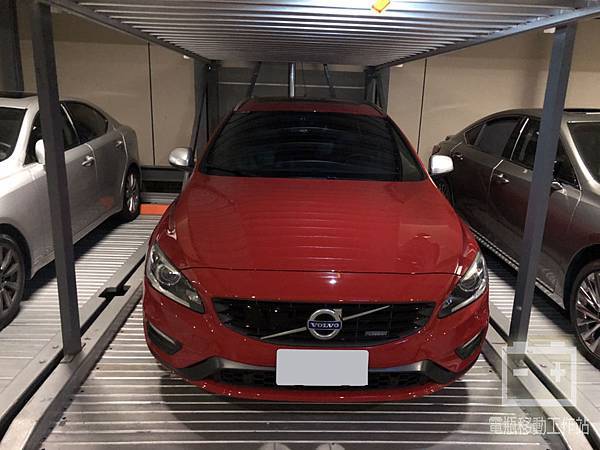 VOLVO V60更換電瓶 電瓶沒電.jpg