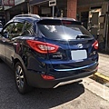 HYUNDAI IX35沒電發不動 換電瓶.jpg