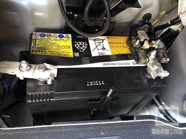 國際牌 Panasonic 電瓶 .jpg 國際牌 Panasonic 電瓶 .jpg