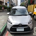 TOYOTA SIENTA 更換電瓶 .jpg