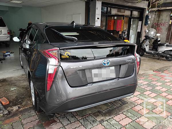 PRIUS.jpg PRIUS.jpg