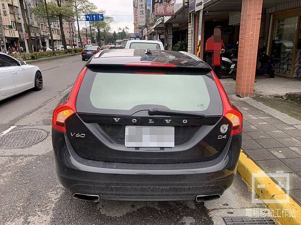 VOLVO.jpg VOLVO.jpg