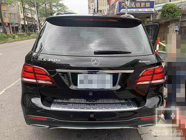 GLE350D.jpg