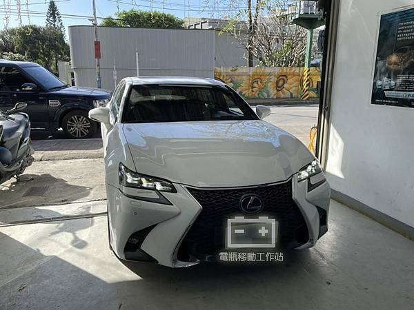 LEXUS.jpg