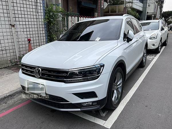 TIGUAN.jpg TIGUAN.jpg