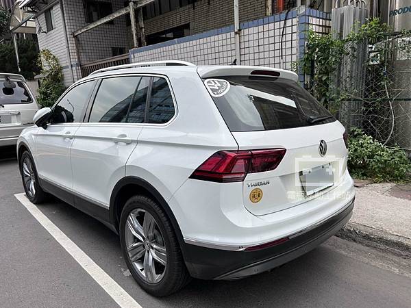 福斯.jpg 福斯.jpg