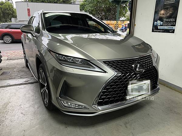 LEXUS.jpg