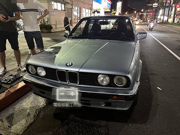 『台北電瓶-來店更換』BMW寶馬 318I E30 1.6汽