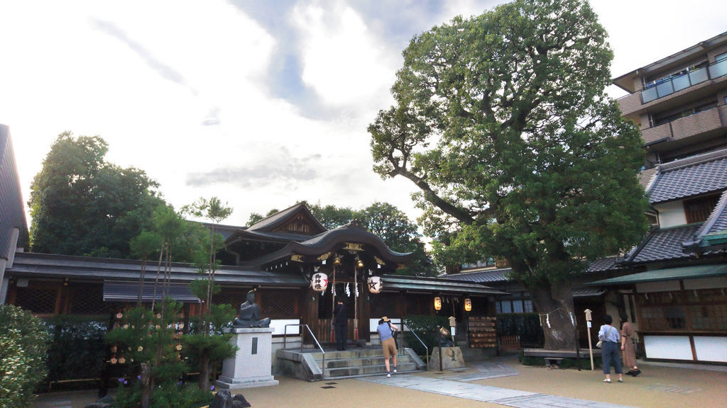 晴明神社 御神木 想拜訪安倍晴明的自由行 如願成功