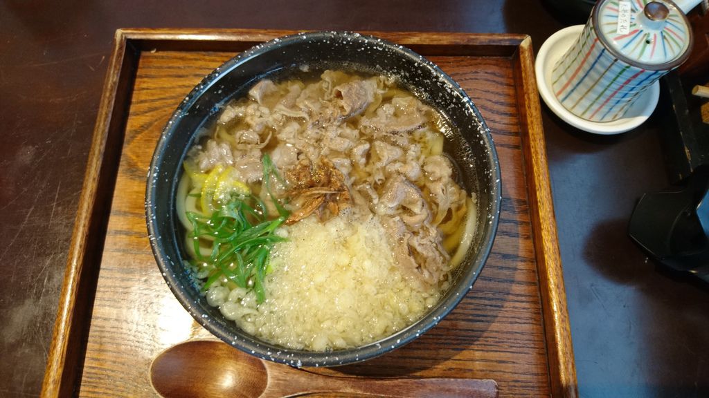 京都金閣寺附近的餐廳 牛肉烏龍麵