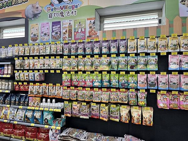 光66寵物百貨批發倉探店500坪大空間,毛孩補貨天堂! 光66寵物百貨批發倉探店500坪大空間,毛孩補貨天堂!