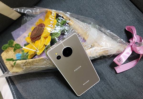 SHARP AQUOS sense8 開箱文- 輕手機推薦 SHARP AQUOS sense8 開箱文- 輕手機推薦