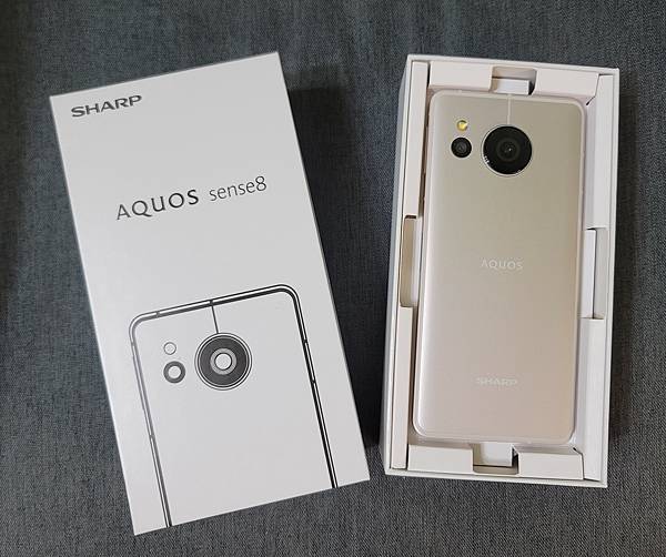 SHARP AQUOS sense8 開箱文- 輕手機推薦 SHARP AQUOS sense8 開箱文- 輕手機推薦