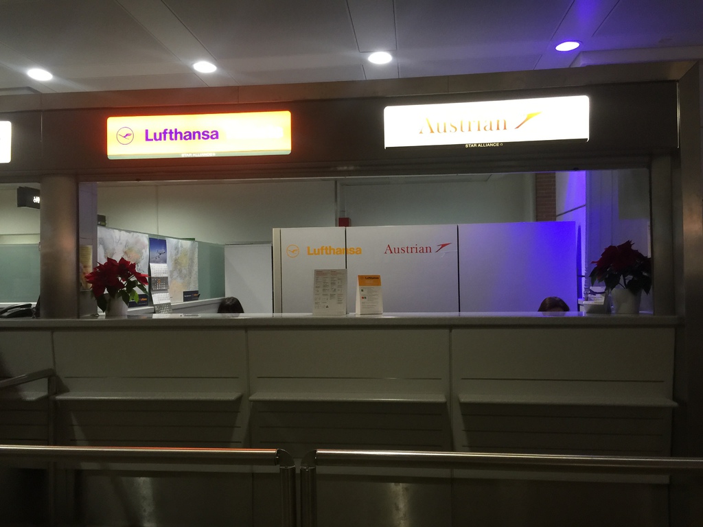 靴子国意外之旅_威尼斯马可波罗机场退税step