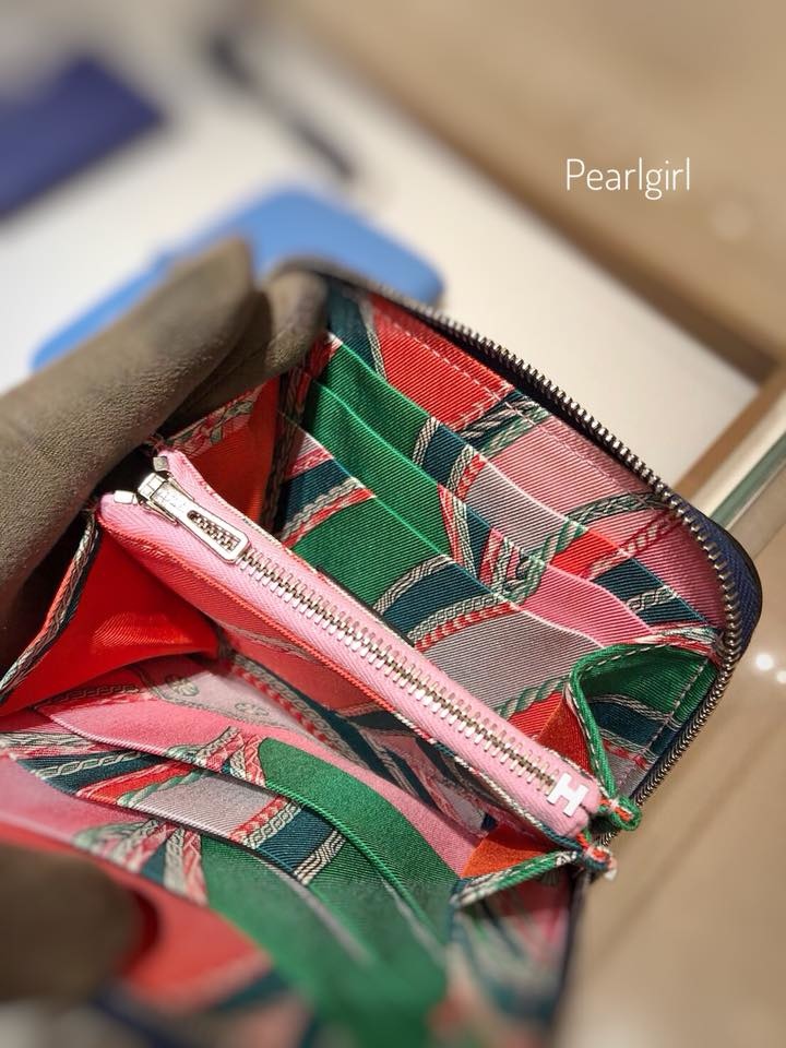 Hermes爱马仕丝巾短夹Silk in wallet03.jpg
