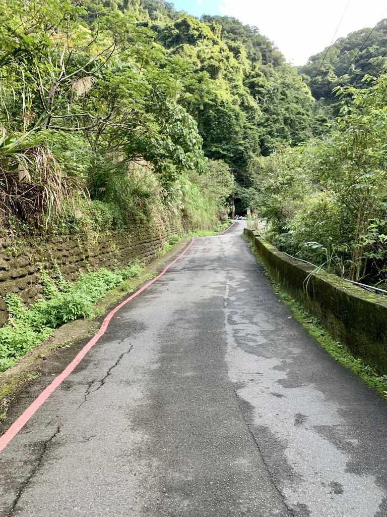 新店银河洞越岭步道.jpg