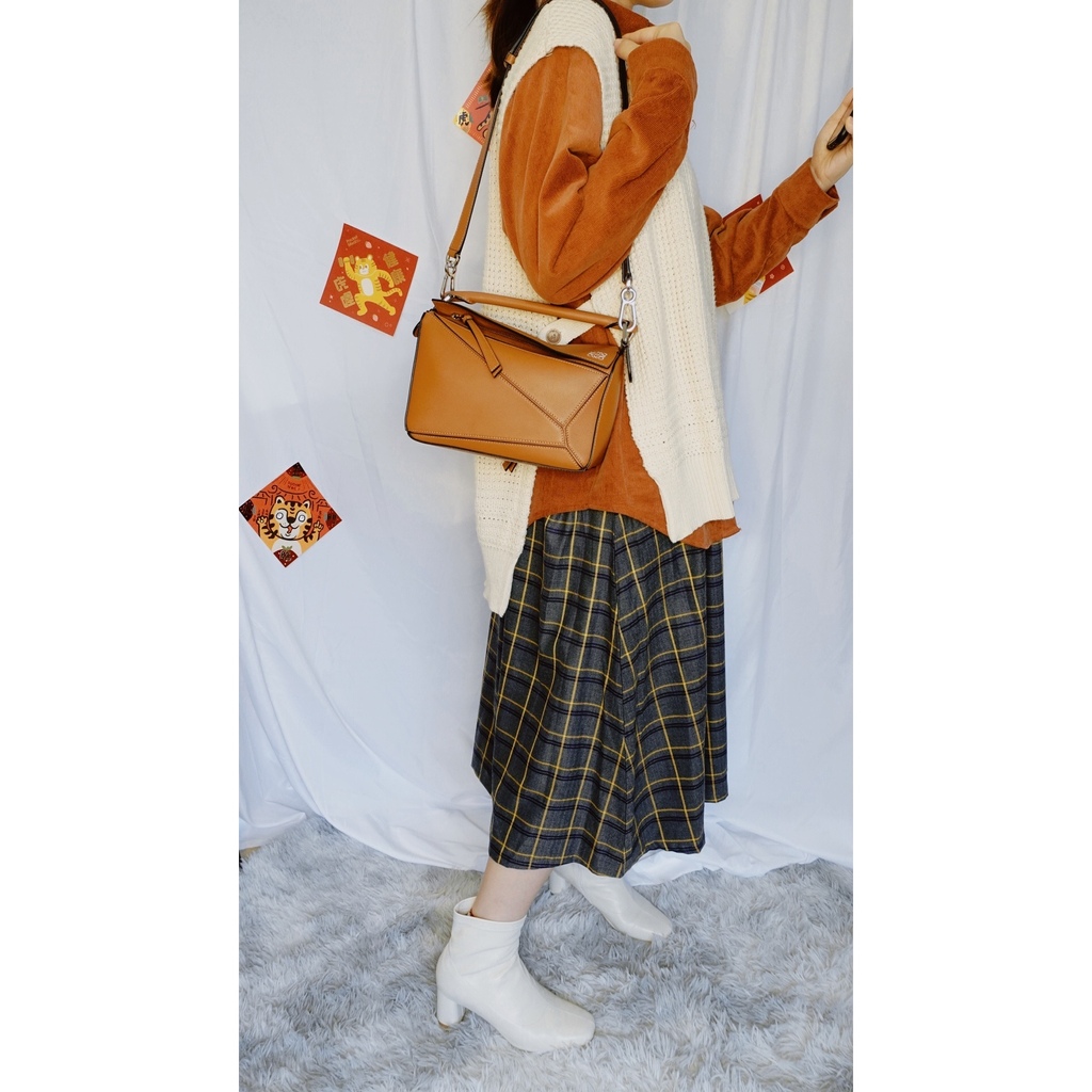 Loewe Puzzle 棕色开箱.JPG