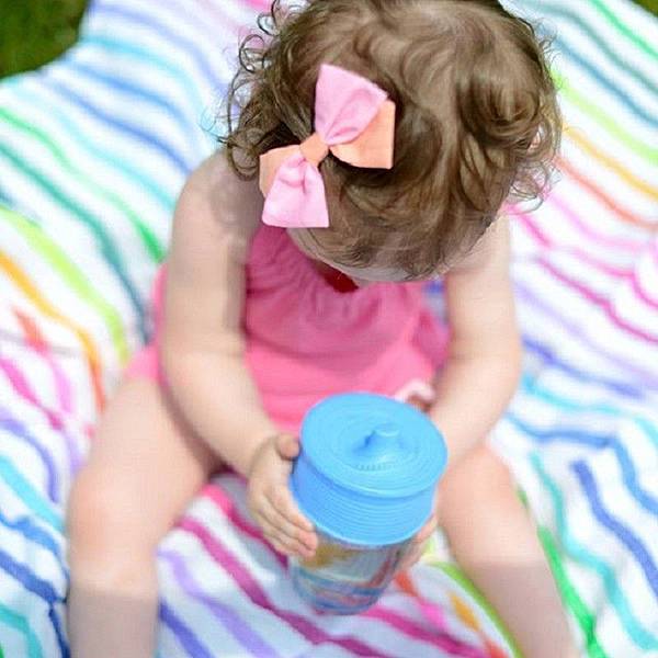 bottle 01.jpg bottle 01.jpg