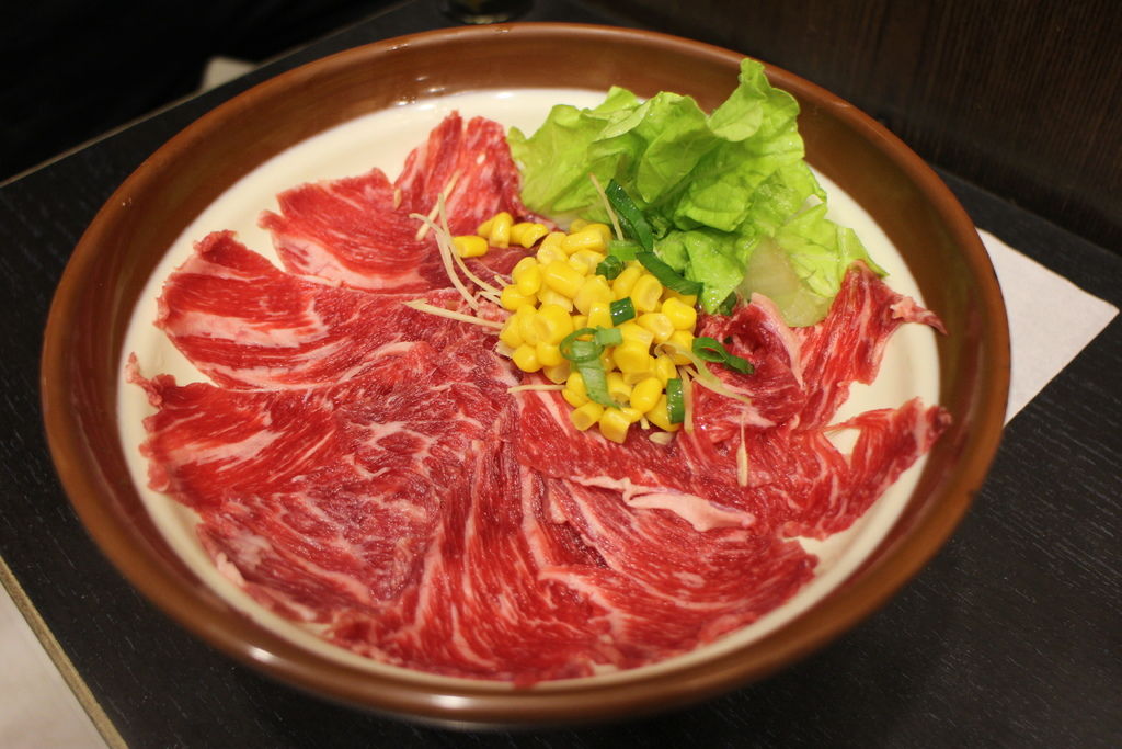 上泓園生牛肉麵